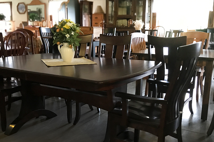 Amish Furniture S In Holmes County Ohio Millersburg Berlin Jakes Handcrafted Oak